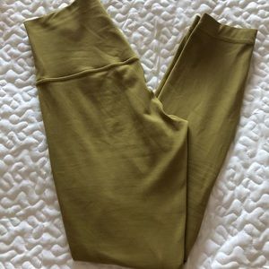 Lululemon Align 25” Chartreuse